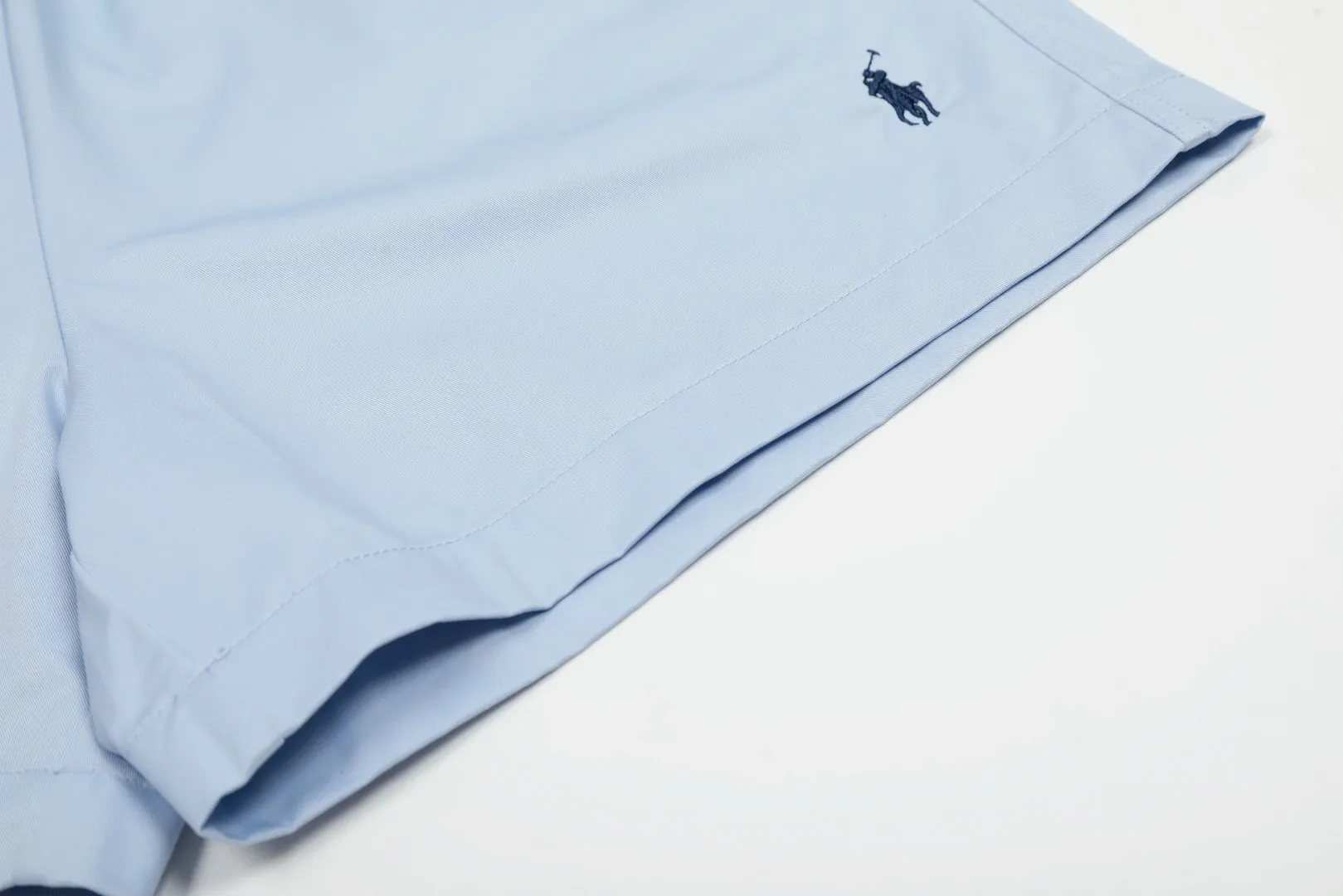 P166 💰 "Top quality" Style number: 1102# [Ralph Lauren Paul small label war horse basic classic shorts] ✅Ralph Lauren Ralph Lauren dopamine war horse small label outdoor shorts ✅Summer fresh, classic and versatile drawstring basic classic shorts ✅Lazy style must-have item The upper body has a fresh feeling ✅Nylon silk floss is smooth and soft, highly breathable and not stuffy ✅Specialized for platform live broadcast, wholesale entity, summer running volume ✅Simple and easy to match, light American style, super great ✅Standard for summer, small and sexy is YYDS, a must-have for petite girls. Size: S-L #Elastic waistline can be stretched. Color: Black, White, Light Blue, Off-white, Pink, Light Green, Khaki